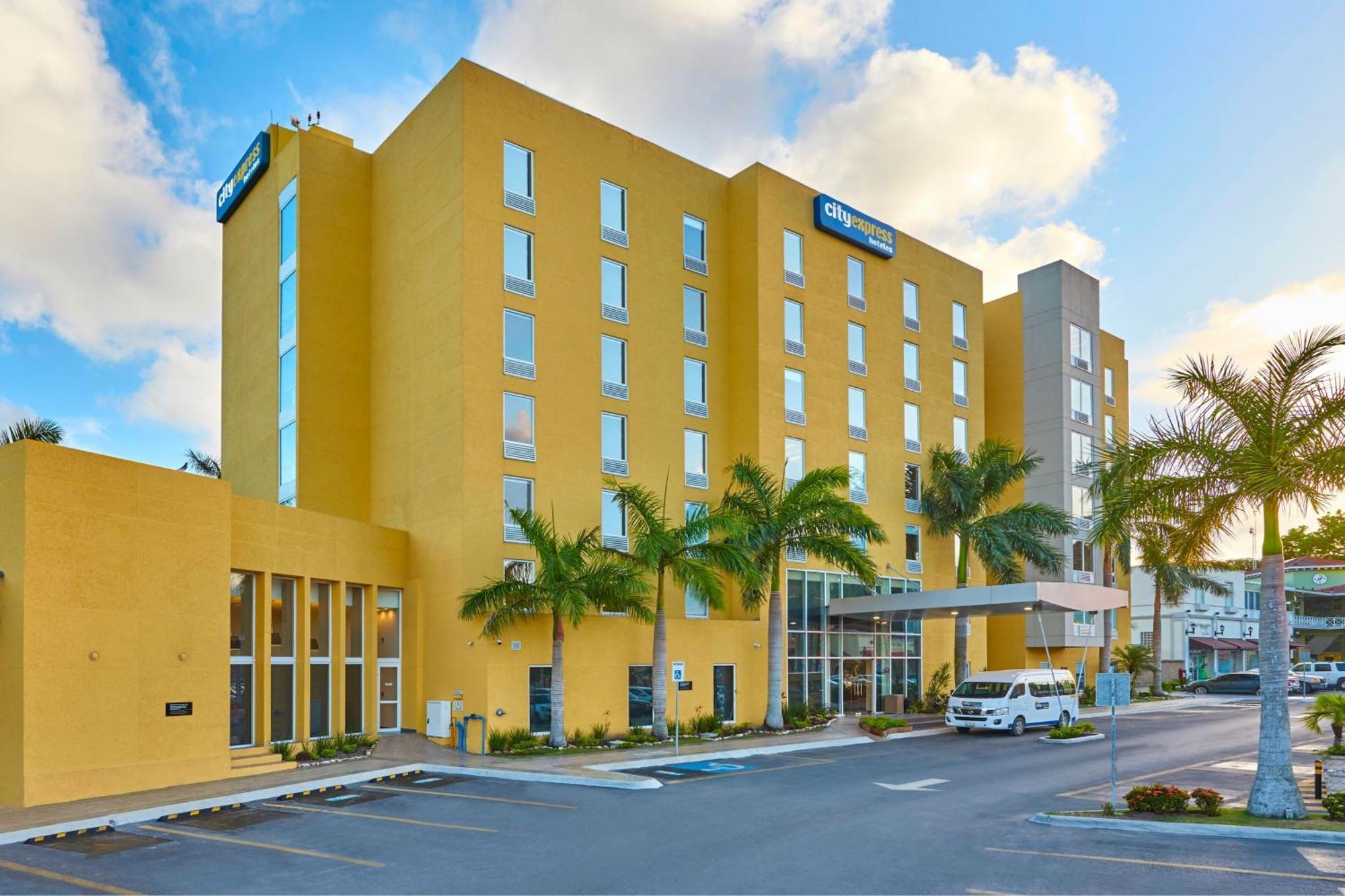 City Express By Marriott Tampico Hotel Exterior foto